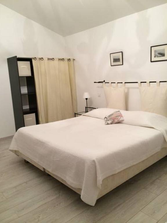 Guest House Maison Iratzean Ascain Habitación foto